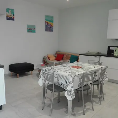 Maison De T3 Avec Cour Proche Port Et - D'olonne - Fr-1-331-72 Сasa de vacaciones Les Sables-dʼOlonne